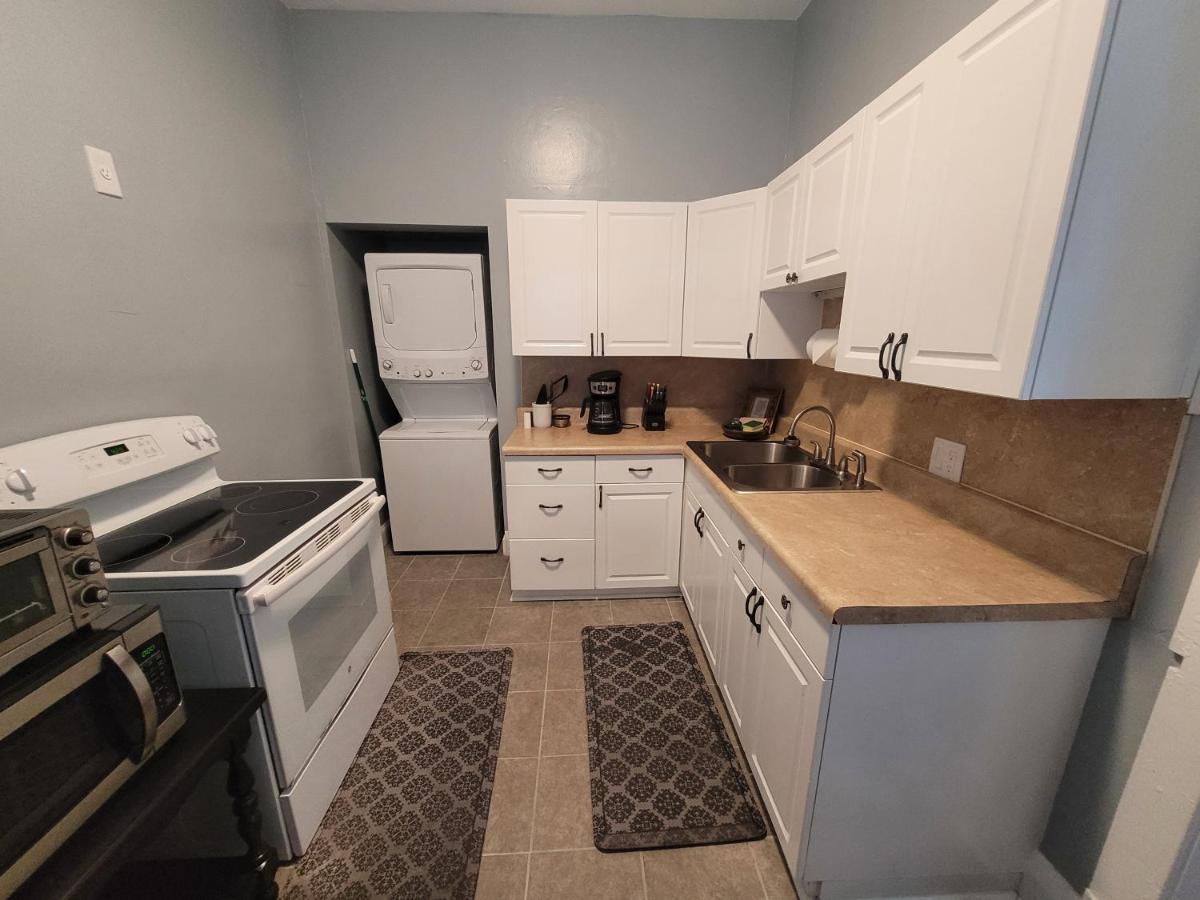 Modern Two Bedroom Home 莱克兰 外观 照片